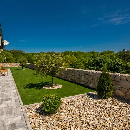 Ferienhaus Enie Garica