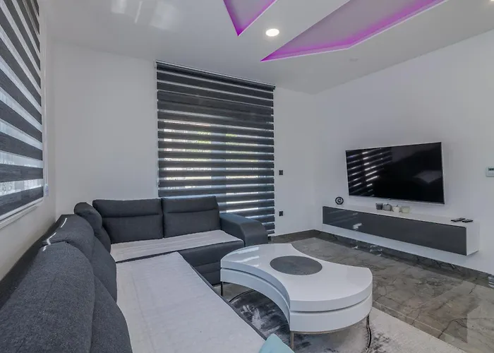 Semesterbostad Enie Garica